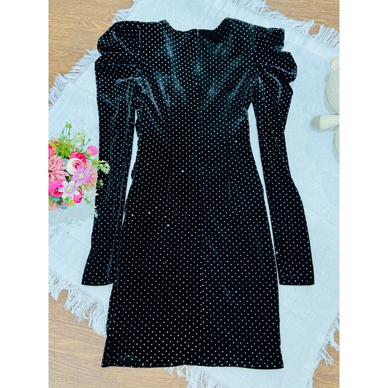 Váy dự tiệc, Sz S , thun co giãn 4 chiều, màu đen kim tuyến , mới nguyên tem mác 475748