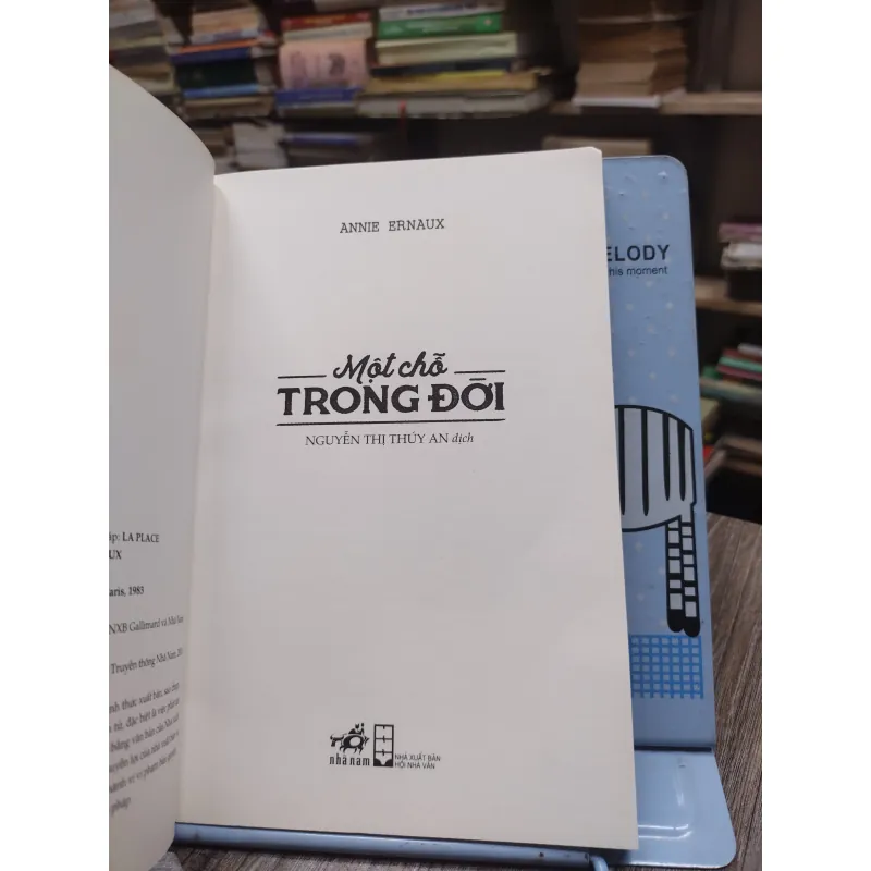 Sách: Một chỗ trong đời - Annie Ernaux (A2) 578143
