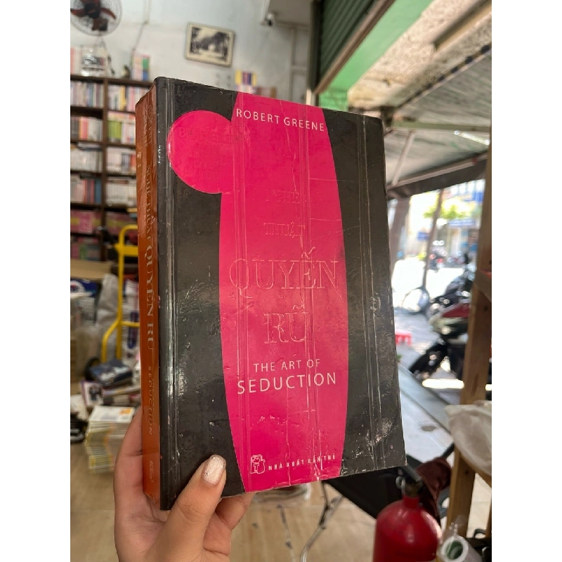 Nghệ thuật quyến rũ - Robert Greene 126359
