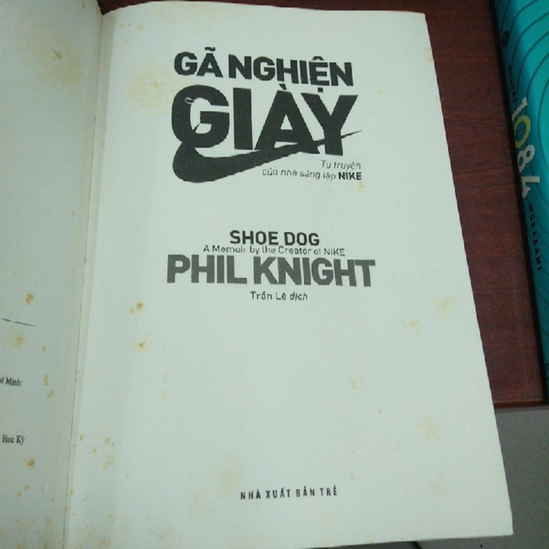 GÃ NGHIỆN GIÀY - Phil Knight 274879