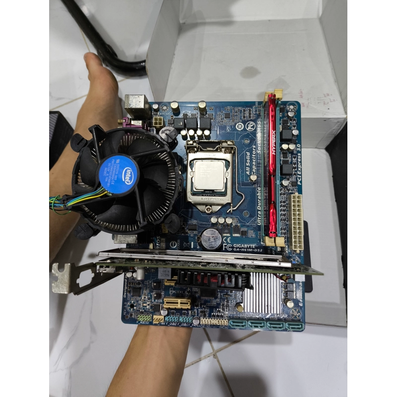 Combo h61 + i5 3470 + 8gb + card amd có cổng dp 493339