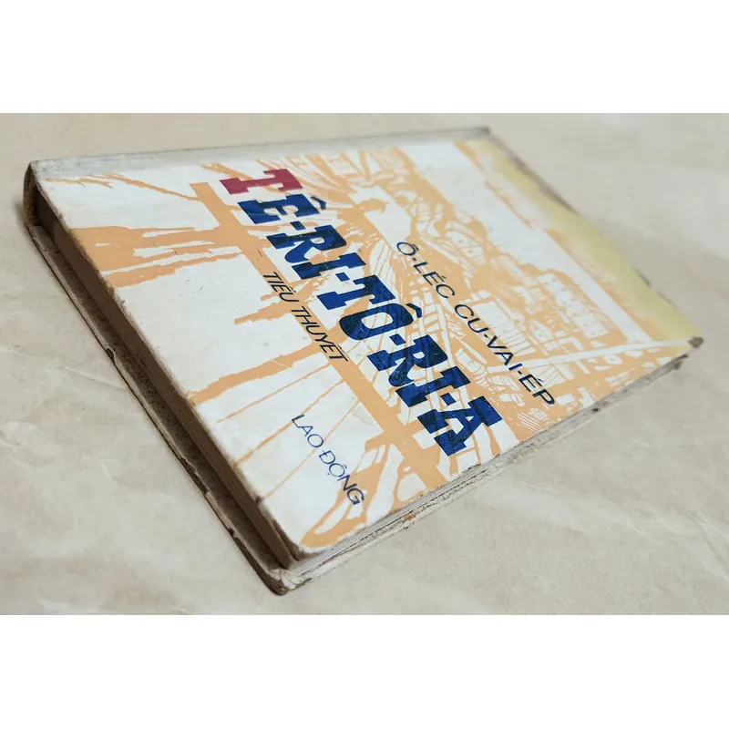 TE-RI-O-RI-A (Dịch giả: Đoàn Tử Huyến) 713105