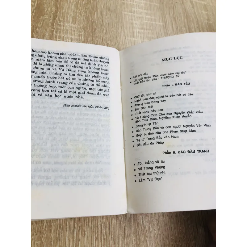 VŨ BẰNG 40 NĂM NÓI LÁO 970547