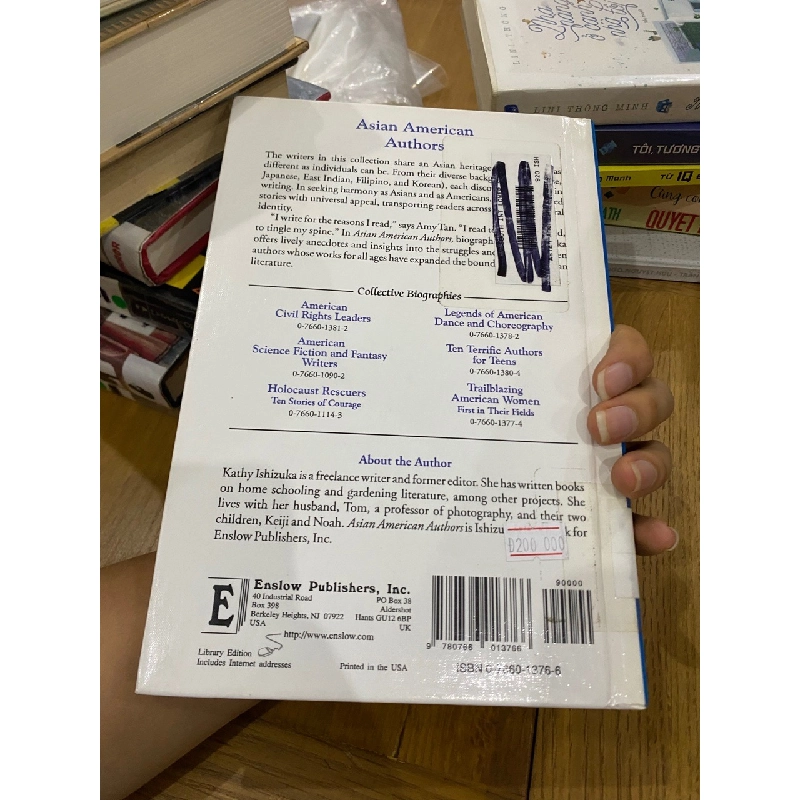 Asian American Authors - Kathy Ishizuka 541937