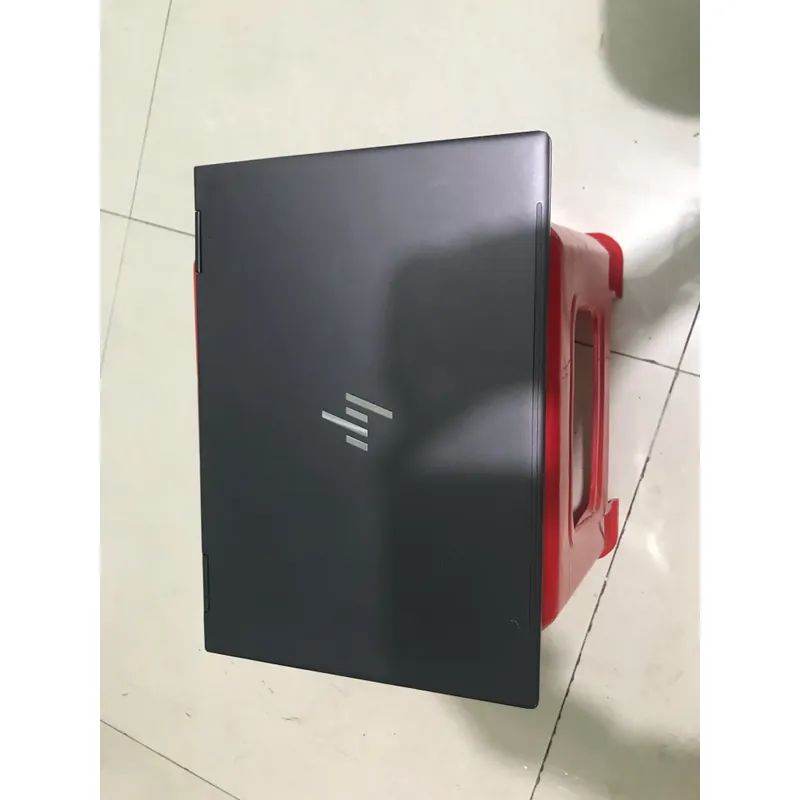 Laptop HP ENVY JOEY 004 WIN10 8G AMD 703737