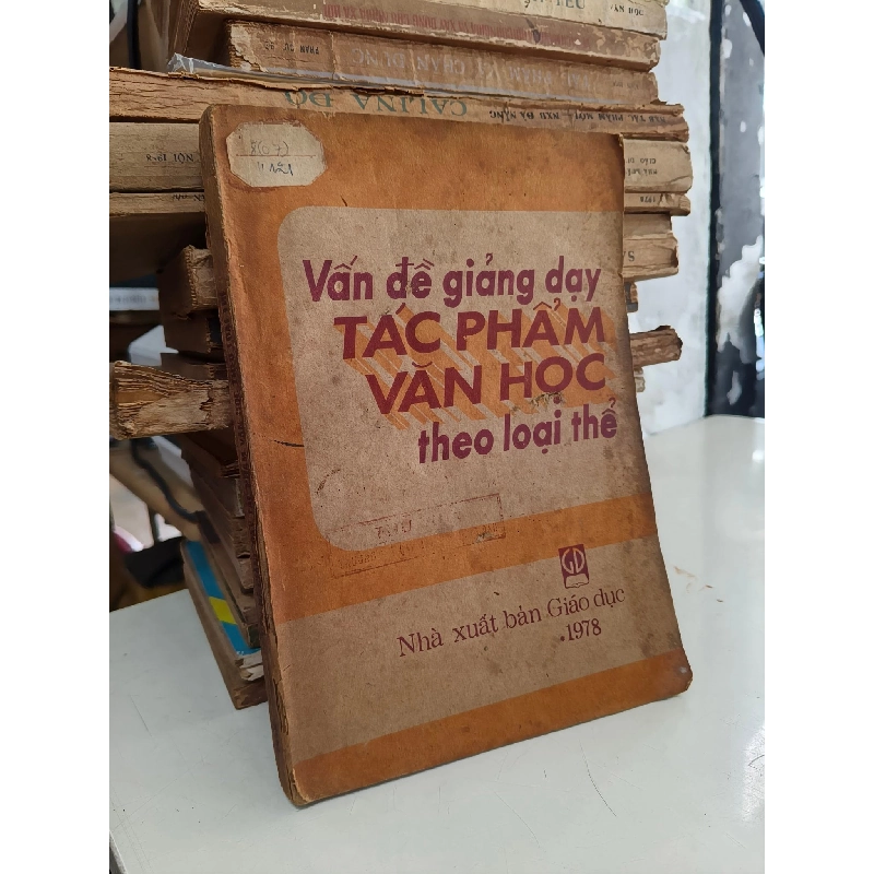 Vấn Đề Giảng Dạy Tác Phẩm Văn Học Theo Loại Thể 1026888