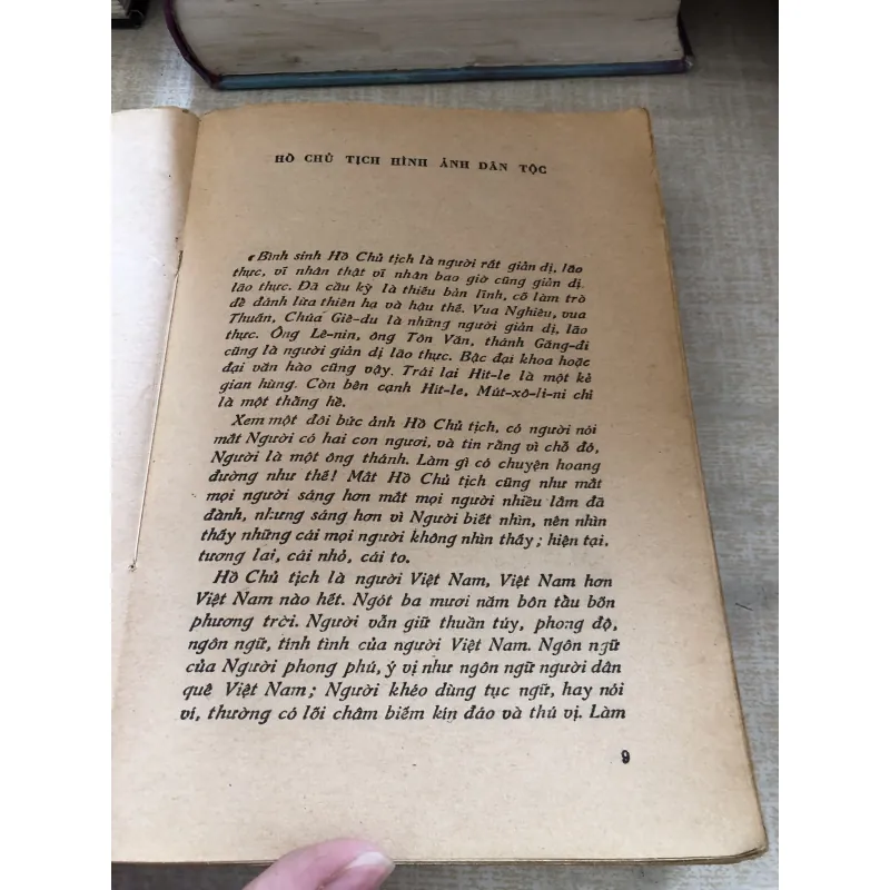 Đường Bác Hồ đi cứu nước 1000224