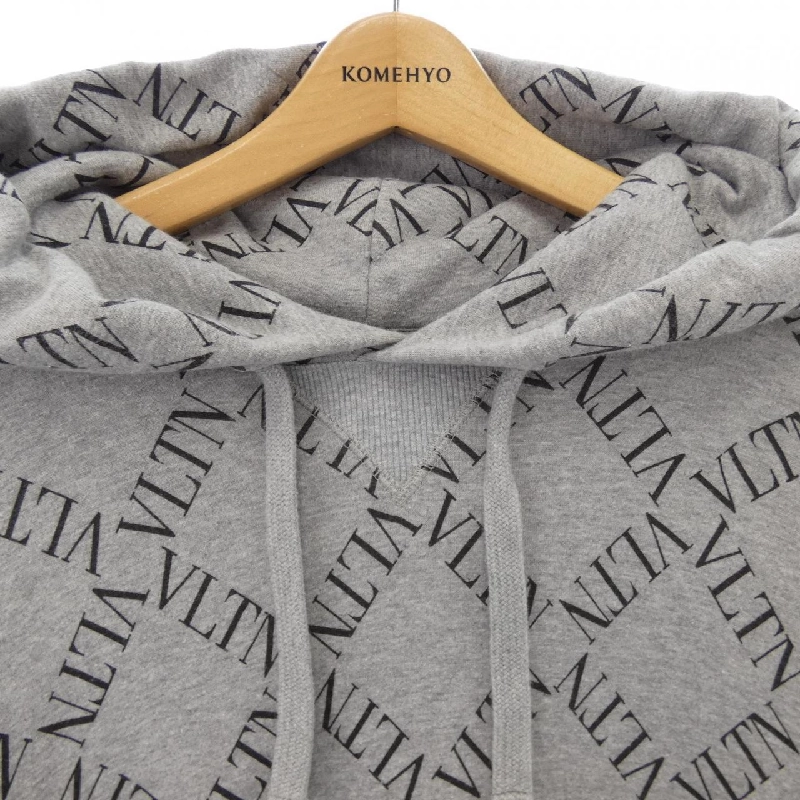 Áo khoác VALENTINO - Hàng hiệu Authentic 900038