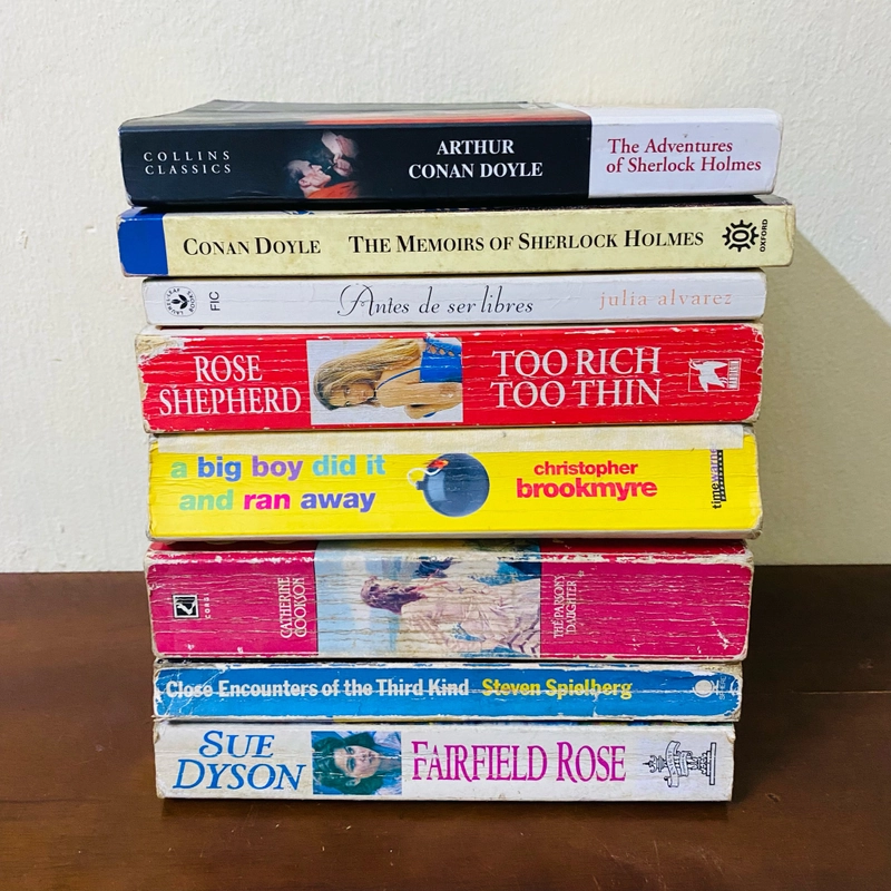 Combo sale 8 cuốn sách truyện ngoại văn Arthur Conan Doyle... 523222
