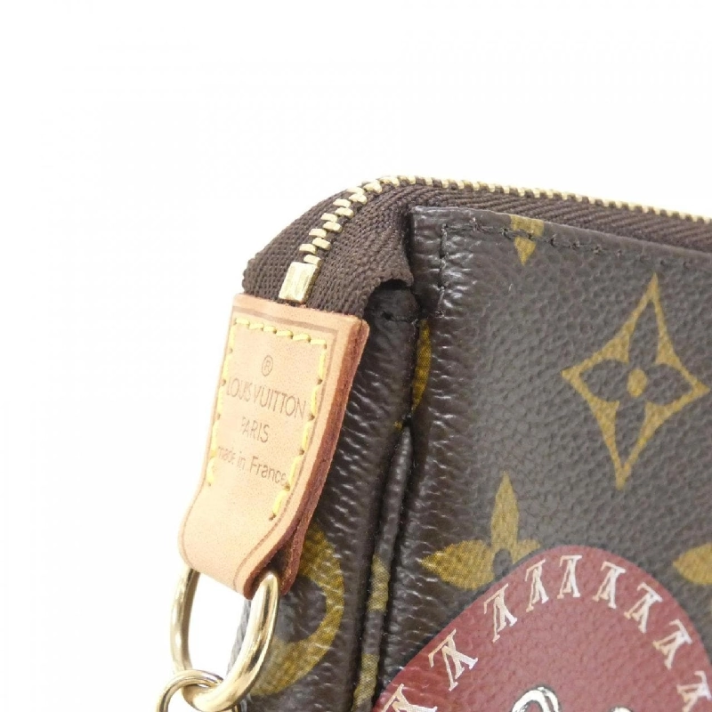 Túi xách mini Louis Vuitton Monogram Patch M95804 620779