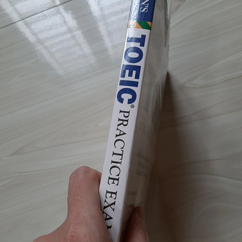 TOEIC practice exams (mới 100% + đĩa CD bên trong) 325618