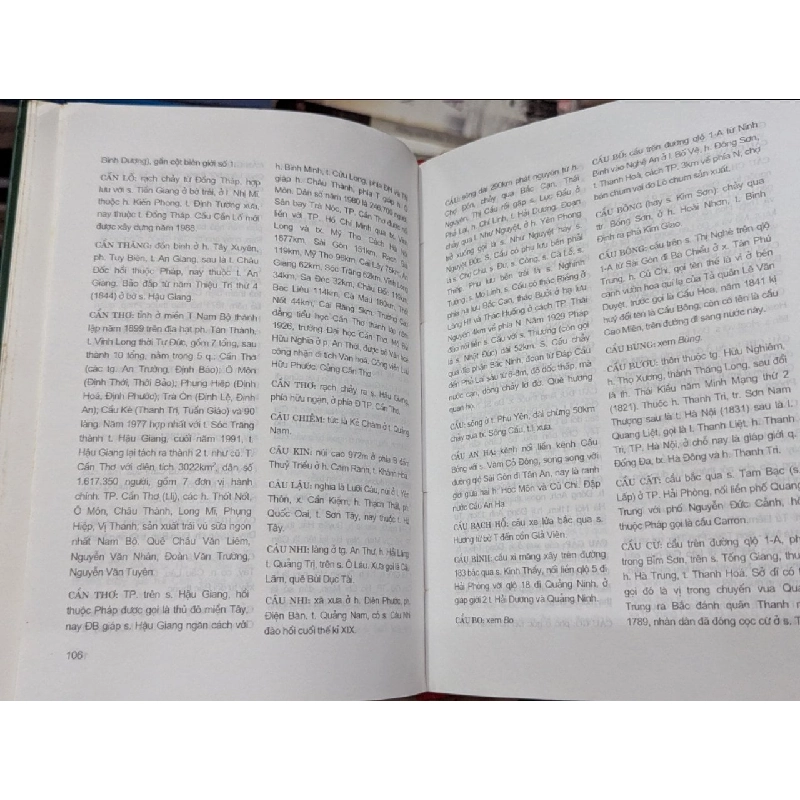 Sổ tay địa danh Việt Nam - Định Xuân Vịnh 125226