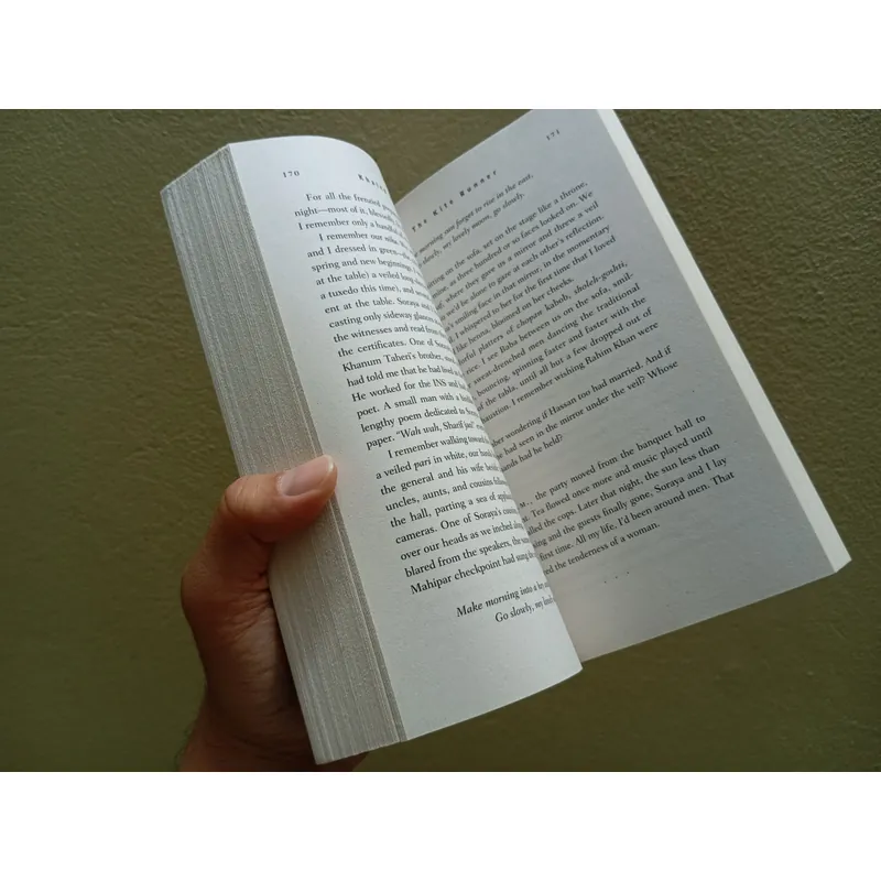 The kite runner, sách ngoại văn tiếng Anh english book  716994