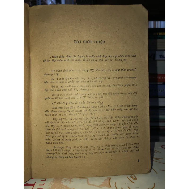 Cuộc tháo chạy tán loạn - Frank Snepp  798922