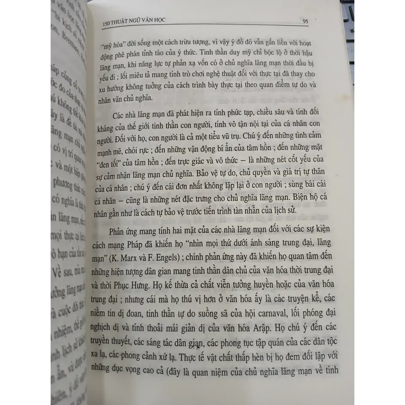 150 THUẬT NGỮ VĂN HỌC - LẠI NGUYÊN ÂN 932138
