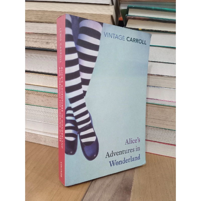 ALICE'S ADVENTURE IN WONDERLAND - Lewis Carroll 222321