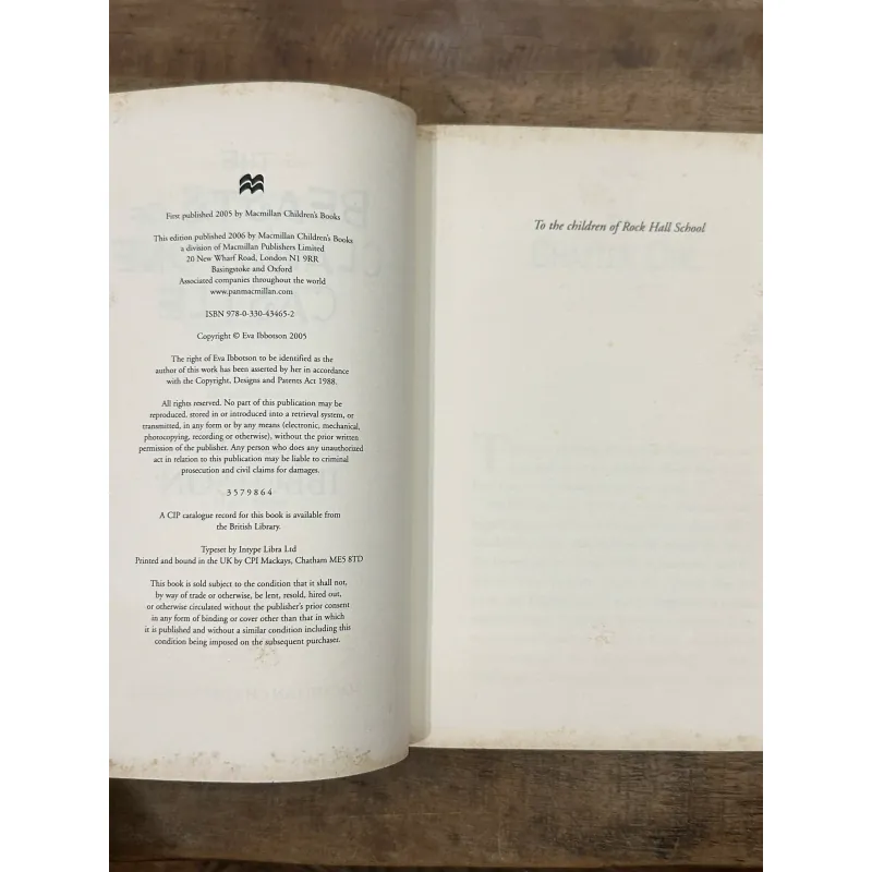 The Beasts of Clawstone Castle - Eva Ibbotson 737150