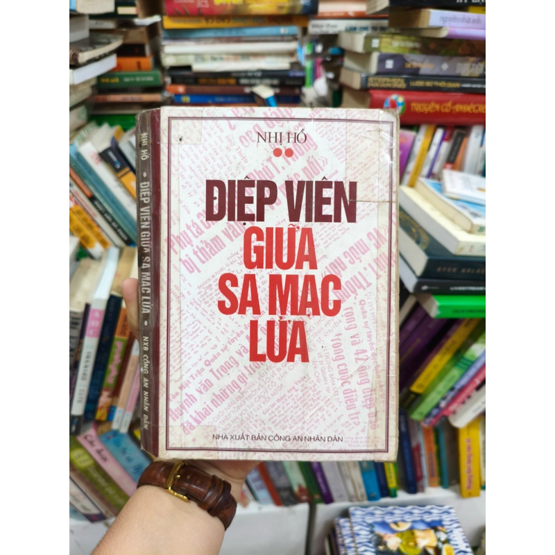 Điệp viên giữa sa mạc lửa_ Nhị Hổ 406002