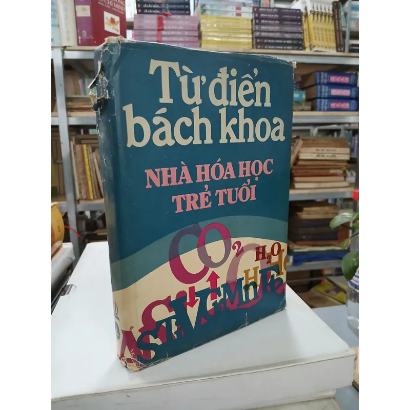TỪ ĐIỂN BÁCH KHOA NHÀ HÓA HỌC TRẺ TUỔI 730856