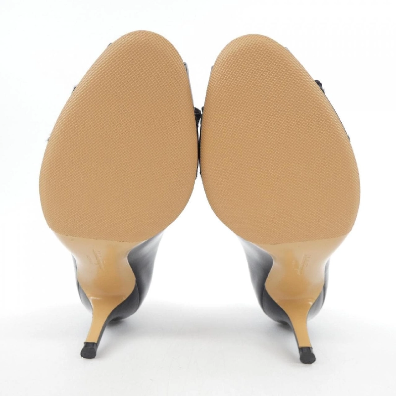 Giày cao gót SALVATORE FERRAGAMO - Hàng hiệu Authentic 829008