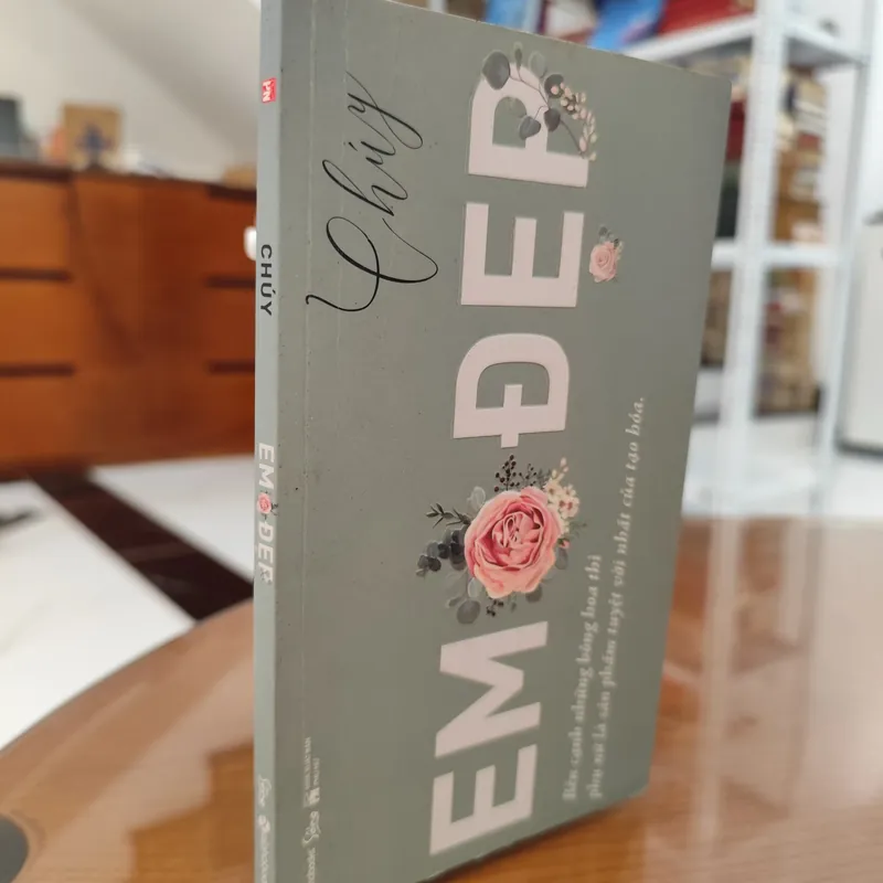 Chú ý em đẹp 588486