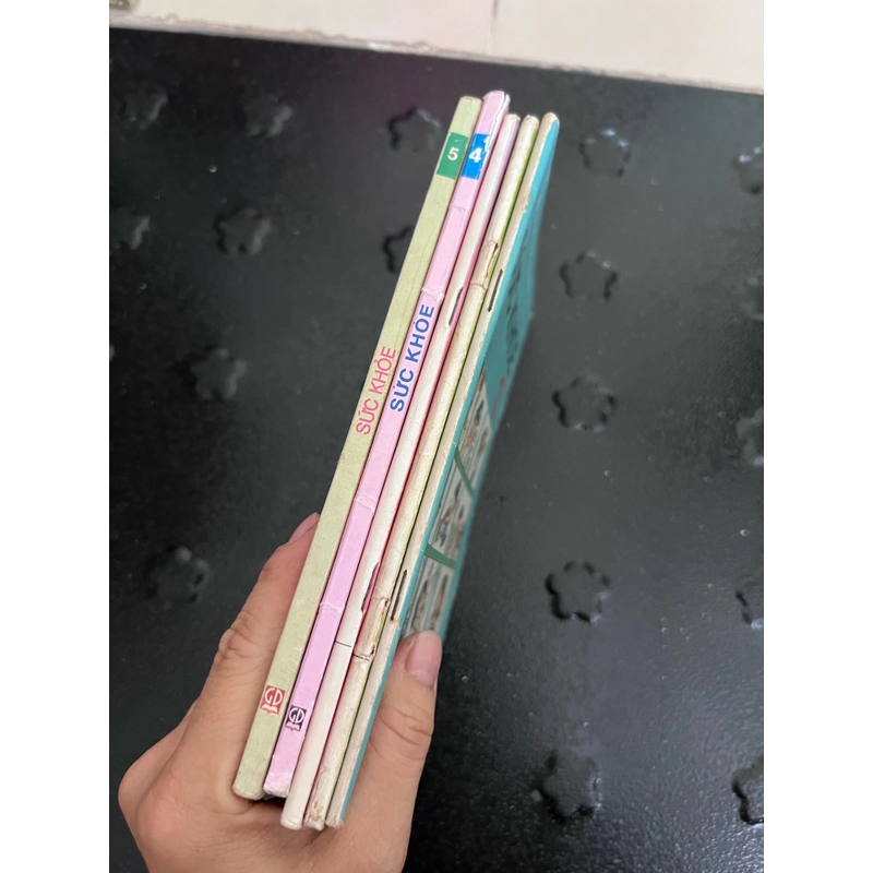Full bộ sức khỏe tiểu học sách chương trình cũ  499404