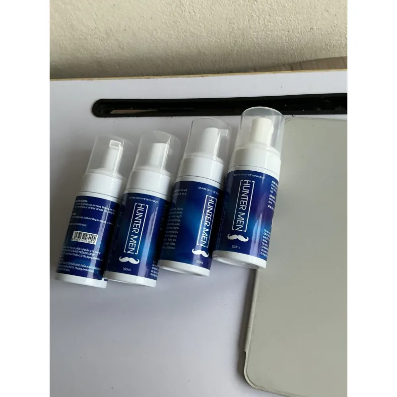 Combo 4 chai bọt vệ sinh nam Hunter Men 1029611