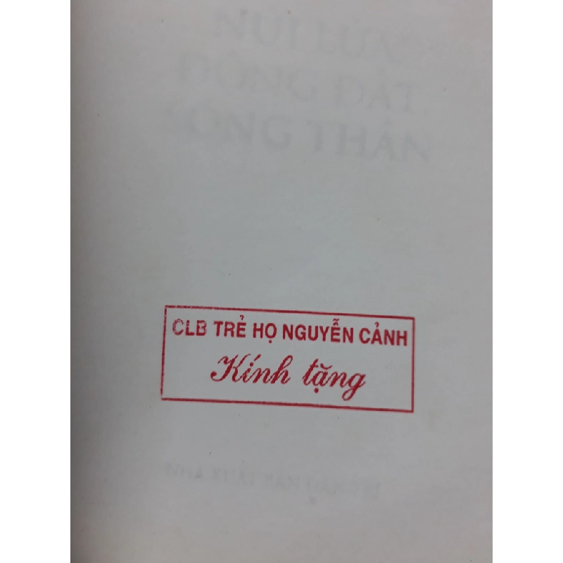 Núi lửa, động đất, sóng thần TS. Bùi Đức Luận 2014 mới 80% ố bẩn nhẹ có mộc HCM1604 khoa học 136661