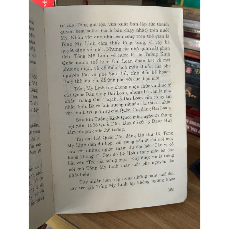 Gia đình họ Tưởng -Hầu đồng 758650