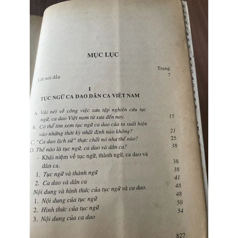 Vũ NGỌC PHAN - TỤC NGỮ CA DAO DÂN CA VIỆT NAM IN LẦN THỨ 12 748498