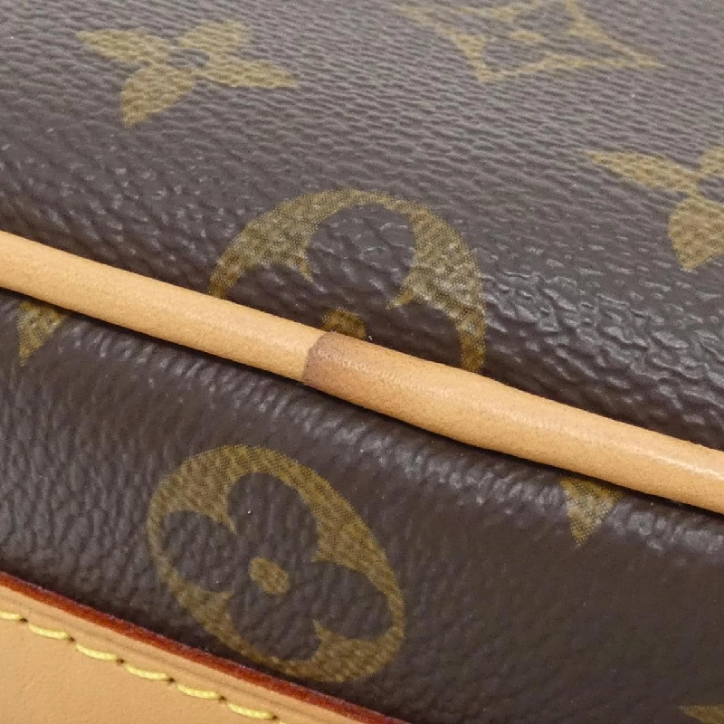 Túi xách vai Louis Vuitton Monogram Boîte Chapeau Souple M45578 611042
