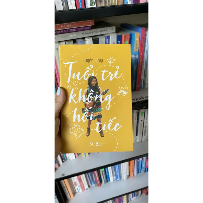 Tuổi trẻ không hối tiếc, Huyền Chip, Mới 80% (KimT) 928233