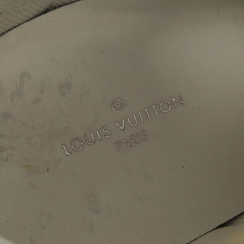 Giày sneaker LOUIS VUITTON LV Arclight - Hàng hiệu Authentic 830005