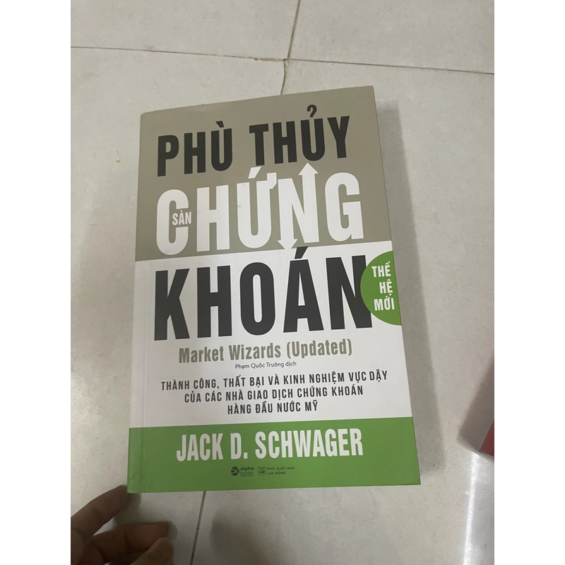 Phù thuỷ chứng khoáng  396572