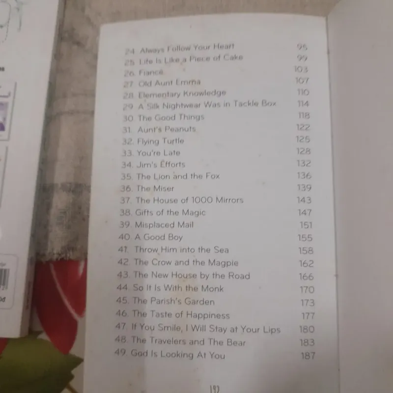 4 cuốn sách học từ vựng tiếng Anh. Little stories theo chủ đề 604445