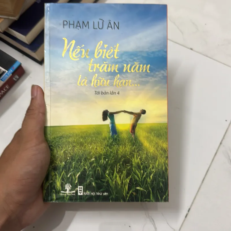 Nếu biết trăm năm là hữu hạn 1045435