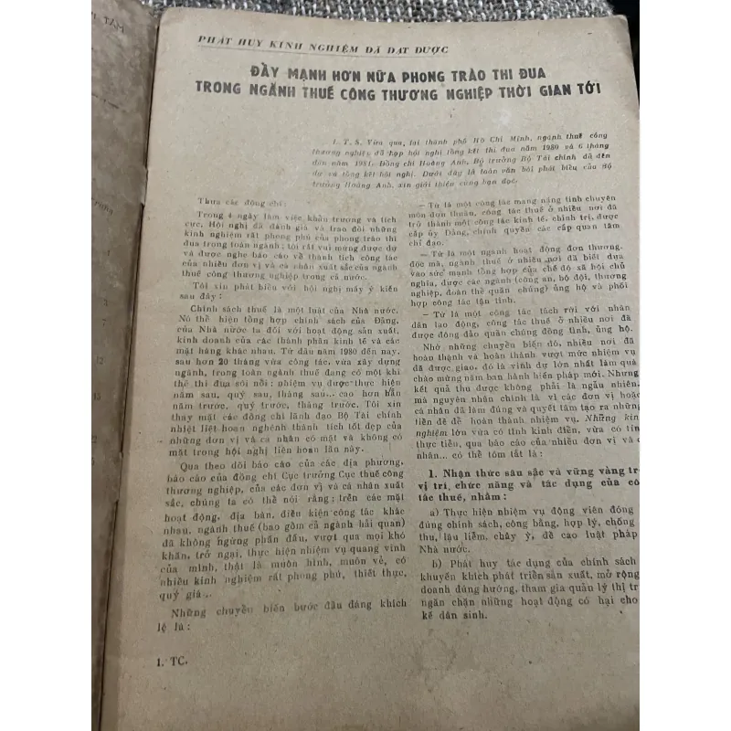 Tạp chí tài chính - khổ lớn - 10.1981  1021375