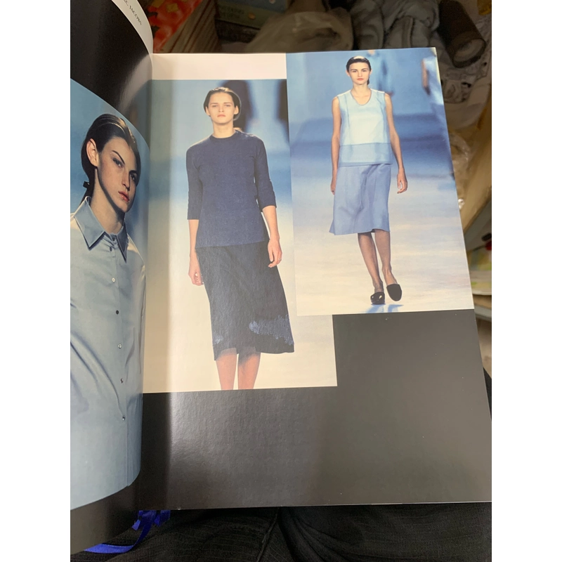 Louis vuitton catwalk.  445538