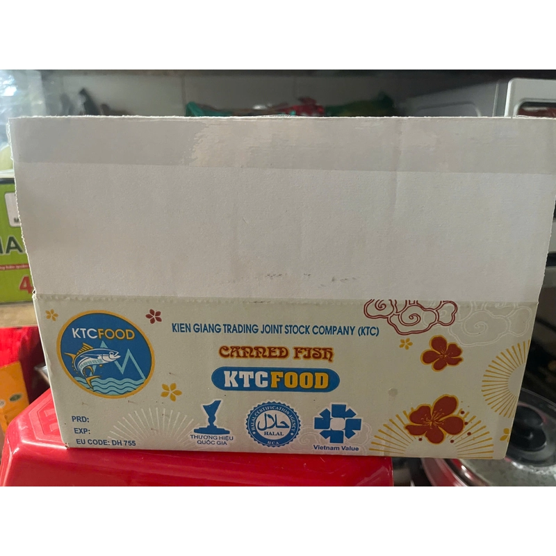 PASS LẠI 12 LON CÁ HỘP SARDINES SỐT CÀ MỚI SẢN XUẤT 452160