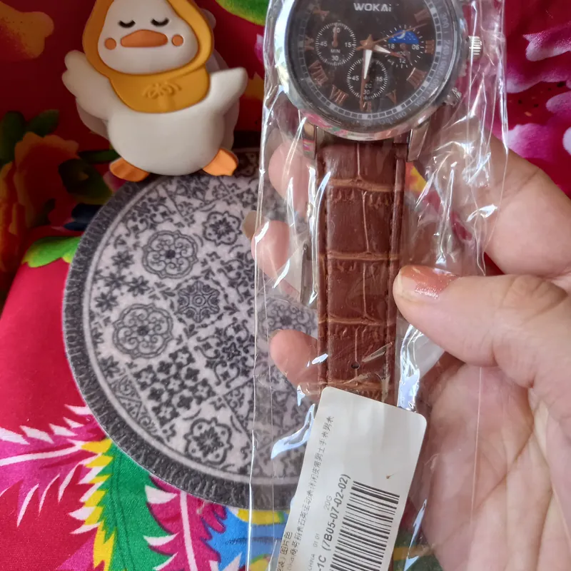 Đồng hồ đeo tay nam da nâu lịch lãm sang trọng 573136