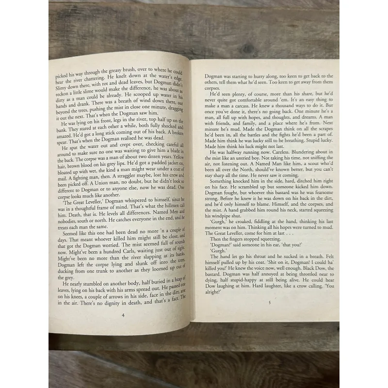 Before They Are Hanged - Joe Abercrombie 736300