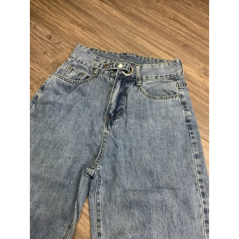 Quần jeans ống suông size S 934757