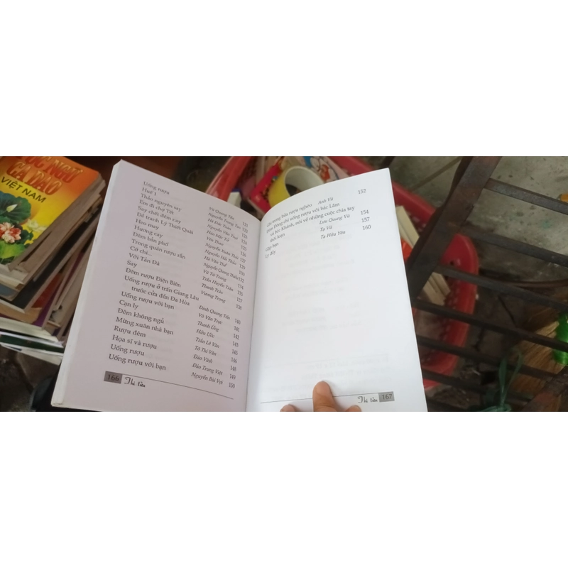 Thi Tửu Nhiều Tác Giả 540994