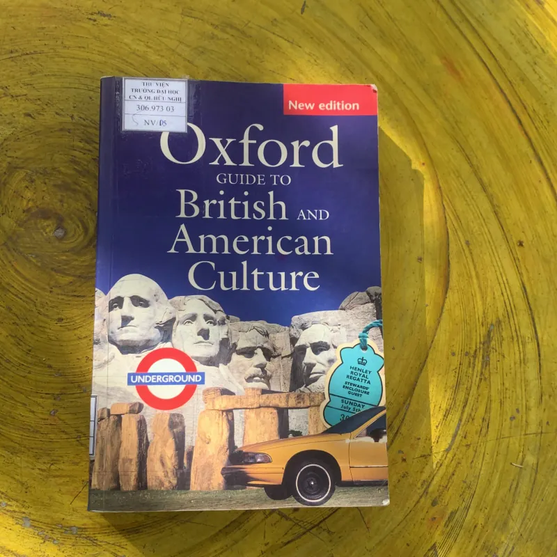 OXFORD GUIDE TO BRITISH AND AMERICAN CULTURE  781693