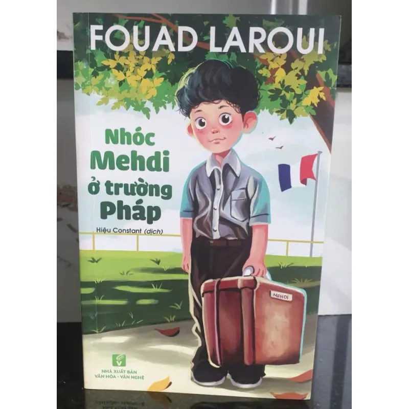 Nhóc Mehdi ở trường Pháp của Fouad Laroui 701666