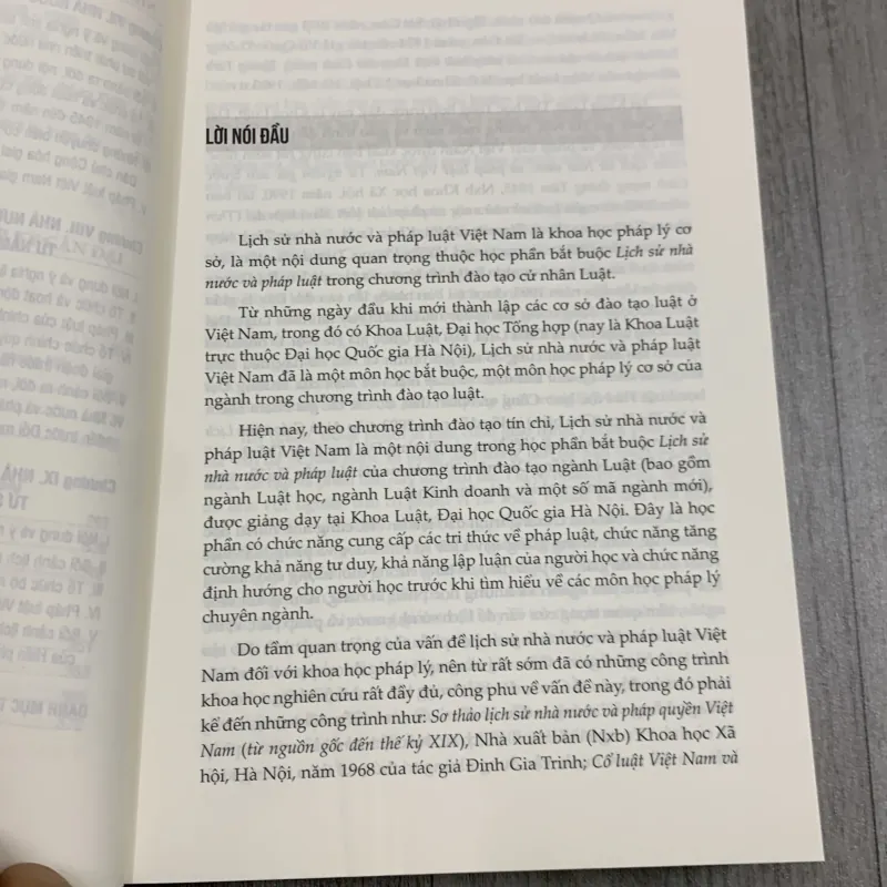 Giáo trình lịch sử nhà nước và pháp luật việt nam.  747230