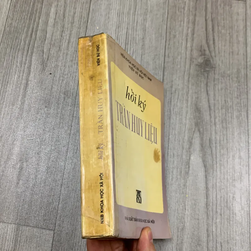 Hồi ký trần huy liệu. 2b4 777805