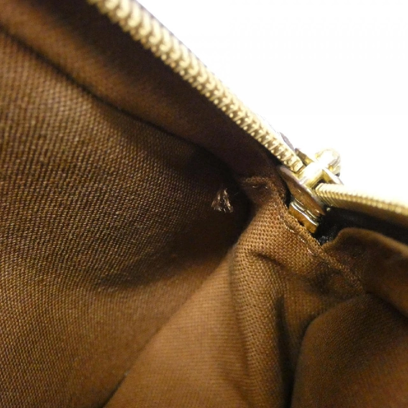 Túi đeo vai Louis Vuitton Monogram Pochette Gange M51870 610462