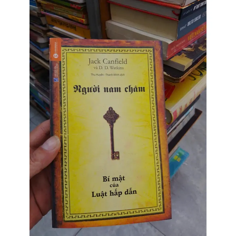 SÁCH NGƯỜI NAM CHÂM (B1) 706058