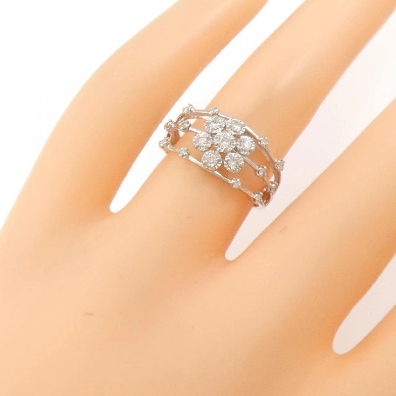 Nhẫn kim cương hoa K18WG 0.25CT 672057